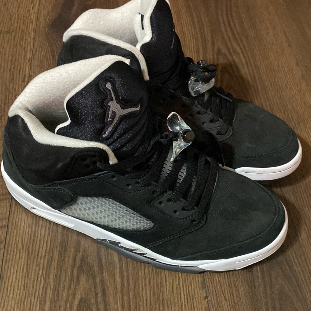 Jordan 5 Oreo (size 9.5)